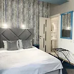 酒店 Family Boutique 利沃夫