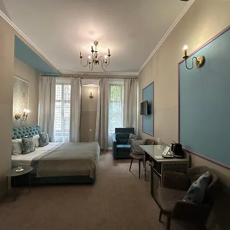 Family Boutique Hotel Lviv