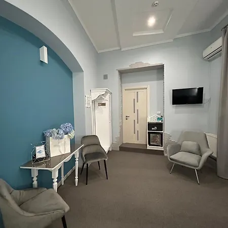 Family Boutique 4*