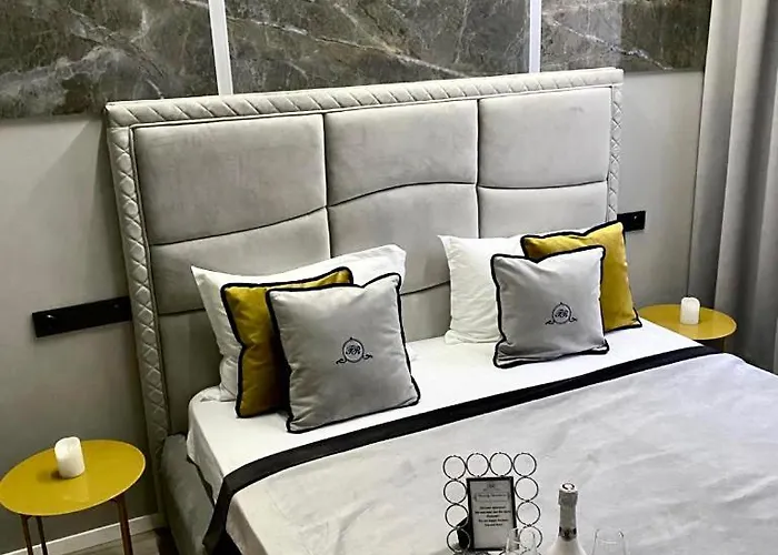 Family Boutique Hotel Lviv