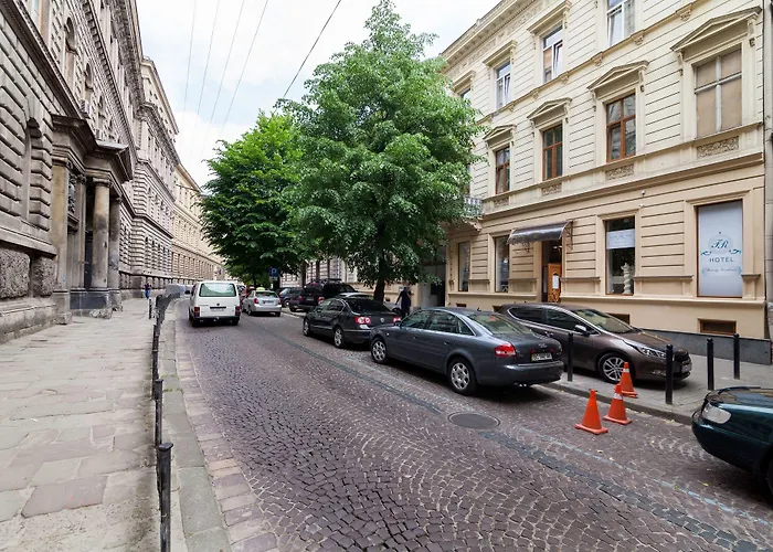 Отель Family Boutique 4*