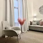 Готель Family Boutique